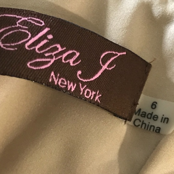 For That Special Occasion - Picture 4 of 5